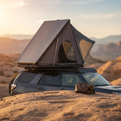 Hard Shell Rooftop Tent Pop-Up Tents 2-3 Person for SUV ‌Caravan Campervan — Studio Shot